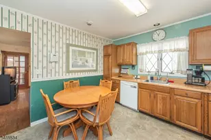 8 S Shore Rd, Denville, NJ 07834 - Photo 6