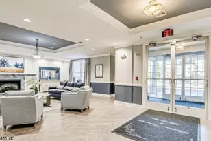 315 Regency Pl, Woodbridge Township, NJ 07095 - Photo 2