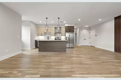 178 Newark Pompton Tpke #302, Little Falls Township, NJ 07424 - Photo 18