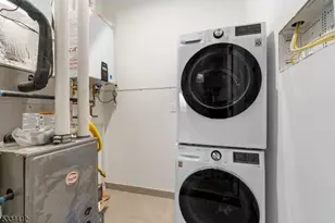 178 Newark Pompton Turnpike, Little Falls Township, NJ 07424 - Photo 8