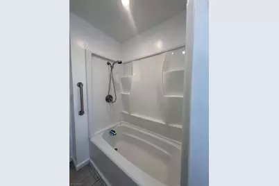 120 Bridge St, Roselle Park, NJ 07204 - Photo 12