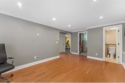 9 Chalen Ct, Pompton Lakes, NJ 07442 - Photo 18