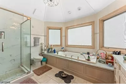 9 Chalen Ct, Pompton Lakes, NJ 07442 - Photo 14