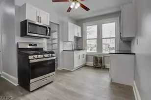 718 Lidgerwood Ave, Elizabeth, NJ 07202 - Photo 1