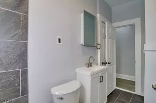 718 Lidgerwood Ave, Elizabeth, NJ 07202 - Photo 10