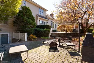 7 Silver Maple Ct, Montgomery Township, NJ 08502 - Photo 4