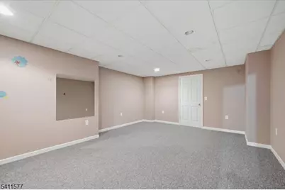 13 Old Schoolhouse Rd, Bethlehem Township, NJ 08802 - Photo 32