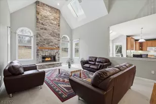 13 Old Schoolhouse Rd, Bethlehem Township, NJ 08802 - Photo 6