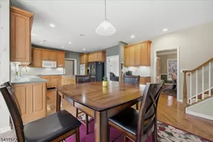 13 Old Schoolhouse Rd, Bethlehem Township, NJ 08802 - Photo 10