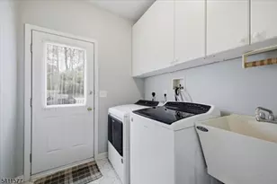 13 Old Schoolhouse Rd, Bethlehem Township, NJ 08802 - Photo 14