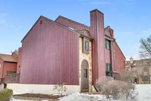 95 Wimbledon Square, Washington Township, NJ 07853 - Photo 2