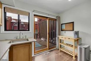 95 Wimbledon Square, Washington Township, NJ 07853 - Photo 10