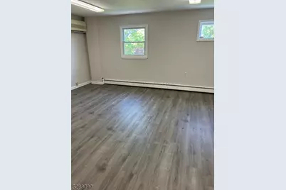 86 Greenbrook Rd, Green Brook Township, NJ 08812 - Photo 4