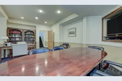 10 S Prospect St, Verona, NJ 07044 - Photo 8