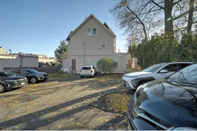 10 S Prospect St, Verona, NJ 07044 - Photo 32