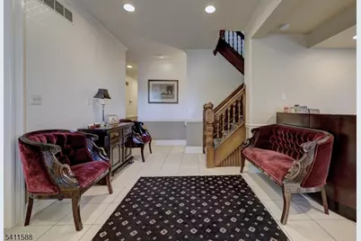 10 S Prospect St, Verona, NJ 07044 - Photo 6