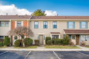 46 Carlisle Ct, Franklin Township, NJ 08873 - Photo 1