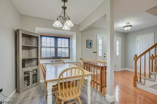 46 Carlisle Ct, Franklin Township, NJ 08873 - Photo 14