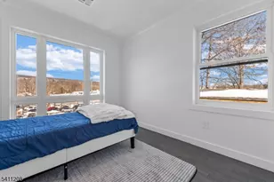 784 Valley St, Union Township, NJ 07088 - Photo 32