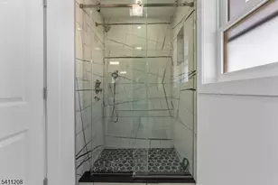 784 Valley St, Union Township, NJ 07088 - Photo 28