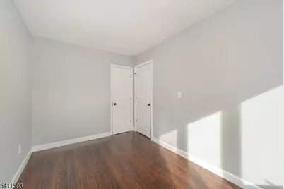 46 Center St, Clifton, NJ 07011 - Photo 4