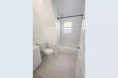 904 S 18th St, Newark, NJ 07108 - Photo 6