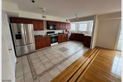 787 Clinton Ave, Newark, NJ 07108 - Photo 4