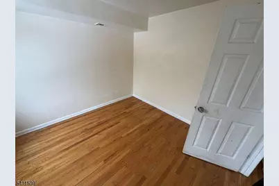 787 Clinton Ave, Newark, NJ 07108 - Photo 8