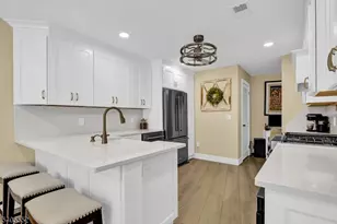 105 Riveredge Dr, Chatham Township, NJ 07928 - Photo 4