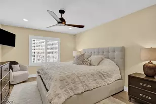 105 Riveredge Dr, Chatham Township, NJ 07928 - Photo 10