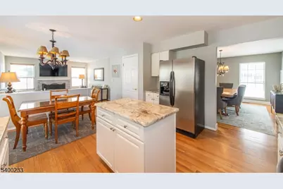 95 Crenshaw Dr, Mount Olive, NJ 07836 - Photo 10