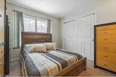 240 Cambridge Ct, Clifton, NJ 07014 - Photo 14