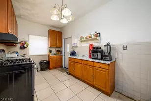 527 Cary St, Orange, NJ 07050 - Photo 8