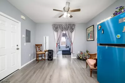 527 Cary St, Orange, NJ 07050 - Photo 20