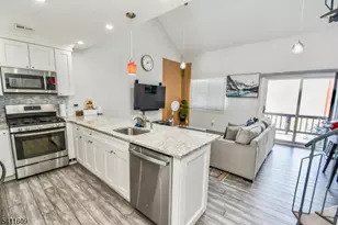 1 Onuma Ct, Vernon, NJ 07462 - Photo 4