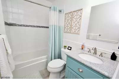 1 Onuma Ct, Vernon, NJ 07462 - Photo 10