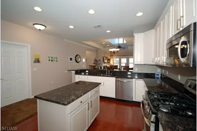 12 Quartz Way, Woodland Park, NJ 07424 - Photo 6