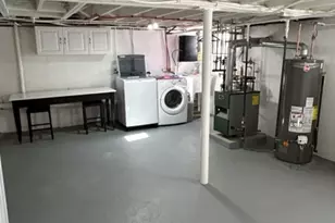 70 Suters Ln, Wayne, NJ 07470 - Photo 18