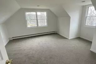 70 Suters Ln, Wayne, NJ 07470 - Photo 8