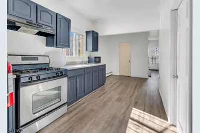 427 Summer St, Paterson, NJ 07501 - Photo 2