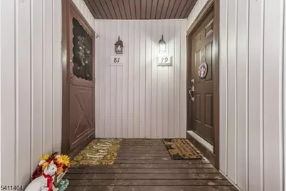 579 Dell Pl #79, Stanhope, NJ 07874 - Photo 2