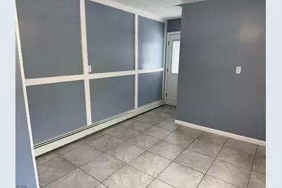 3 Sunset Dr, Woodland Park, NJ 07424 - Photo 2