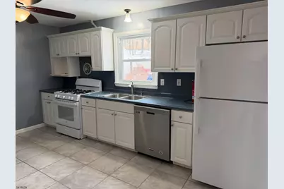 3 Sunset Dr, Woodland Park, NJ 07424 - Photo 1