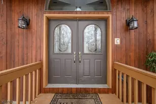 17 Gary Ct, Mount Olive, NJ 07836 - Photo 2