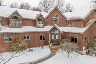 17 Gary Ct, Mount Olive, NJ 07836 - Photo 1