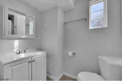 142 Barry Dr N, Vernon, NJ 07422 - Photo 22