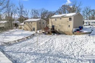 142 Barry Dr N, Vernon, NJ 07422 - Photo 28