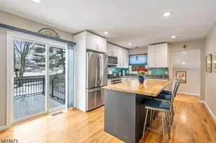 19 Colfax Dr, Pequannock Township, NJ 07440 - Photo 14