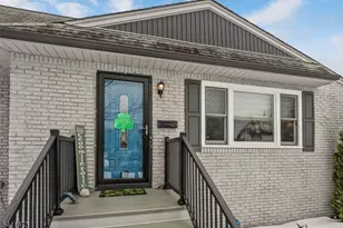 19 Colfax Dr, Pequannock Township, NJ 07440 - Photo 2