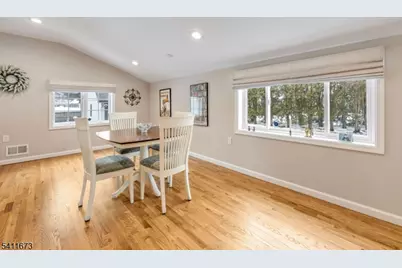 19 Colfax Dr, Pequannock Township, NJ 07440 - Photo 18